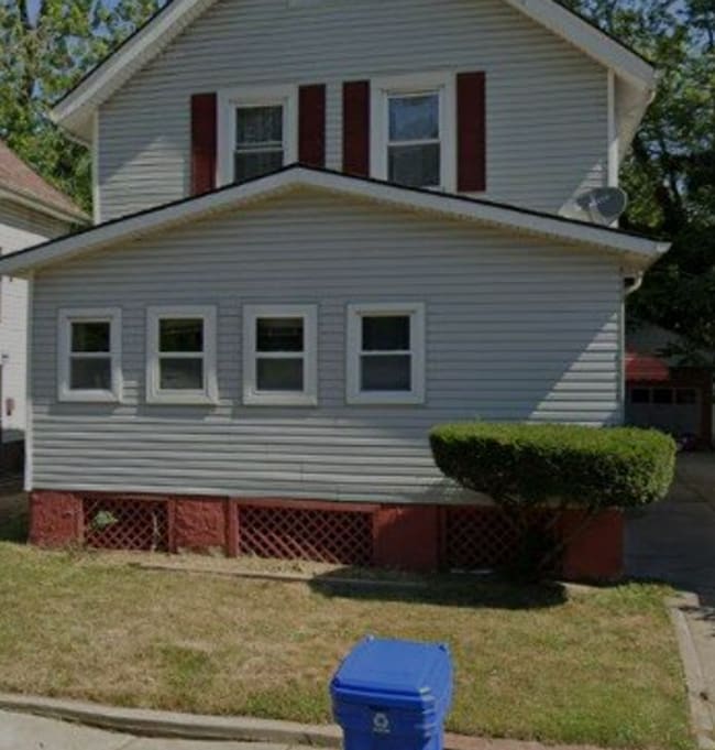 Primary Photo - Coming Soon! Section 8 Accepted! Newly Ren...