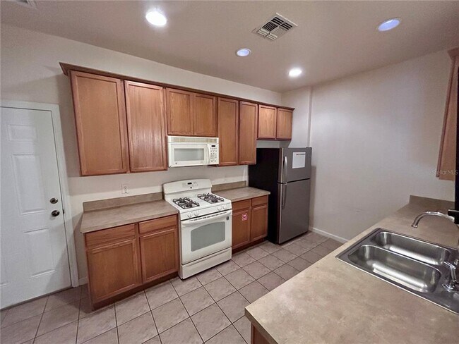 Building Photo - 2652 Marg Ln
