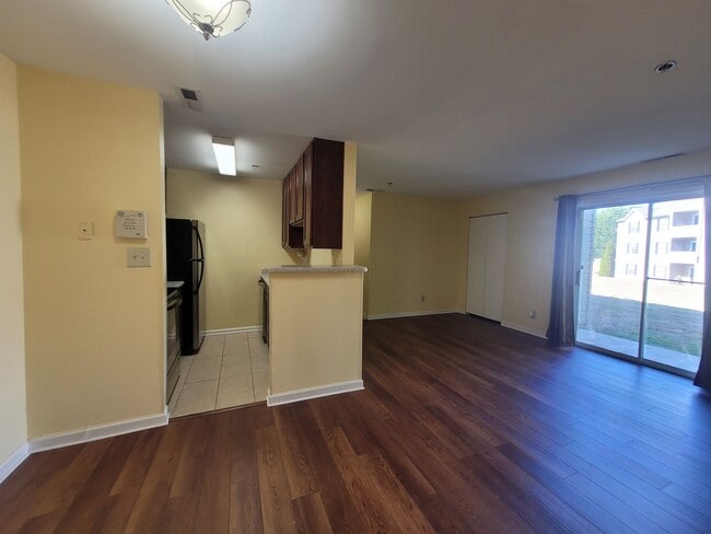 Building Photo - CONDO FOR RENT STAFFORD