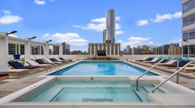 Building Photo - 779 W Adams St