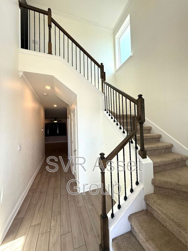 Building Photo - 152 Creekmore Dr