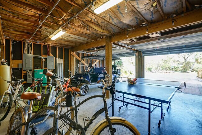 Building Photo - 4563 Brainard Bayou Rd