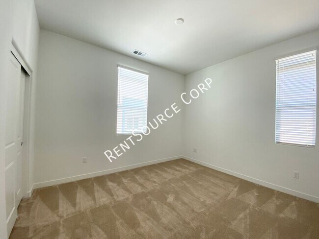Building Photo - 26955 W Prospector Rd
