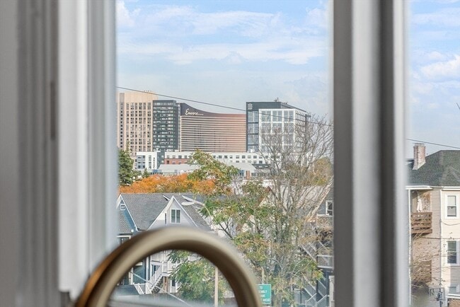 Building Photo - 54 Bonair St