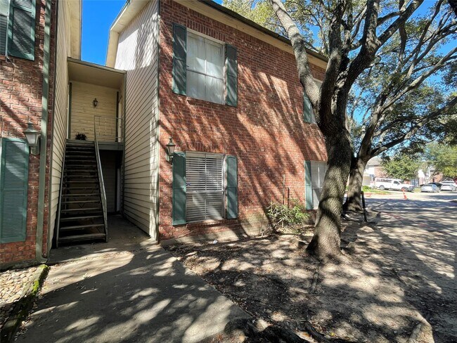 Building Photo - 6500 Harbor Town Dr