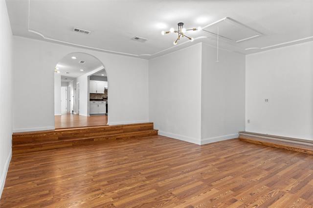 Building Photo - 3611 Bonzer St