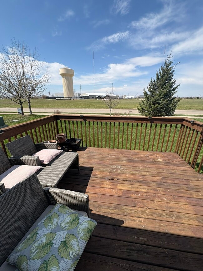 Building Photo - 5668 Prairie Grass Dr