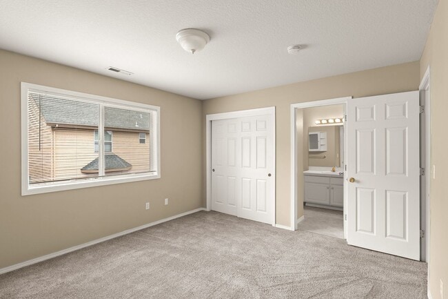 Building Photo - 3977 SW 180th Terrace