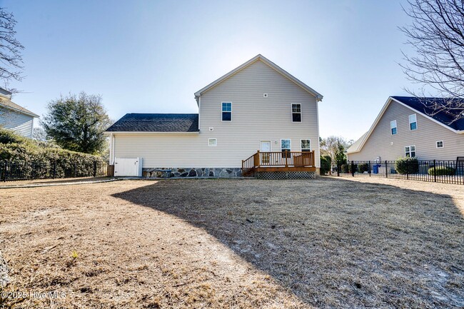 Building Photo - 402 Marsh Island Dr