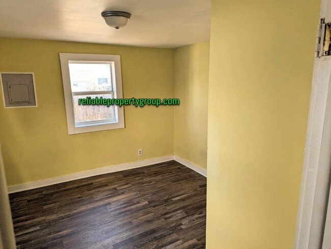 Building Photo - New Listing in Marion IN