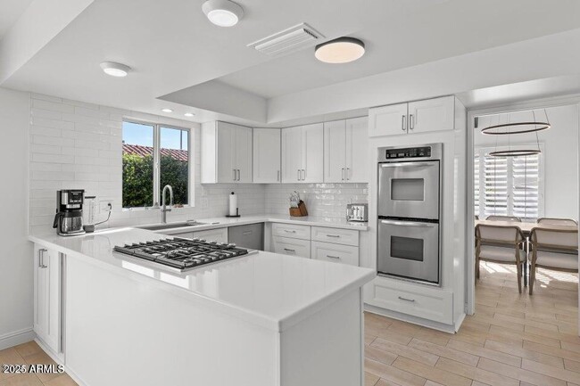 Building Photo - 7345 E Keim Dr