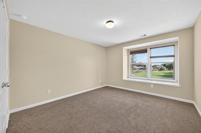 Building Photo - 16506 Lanesborough Dr