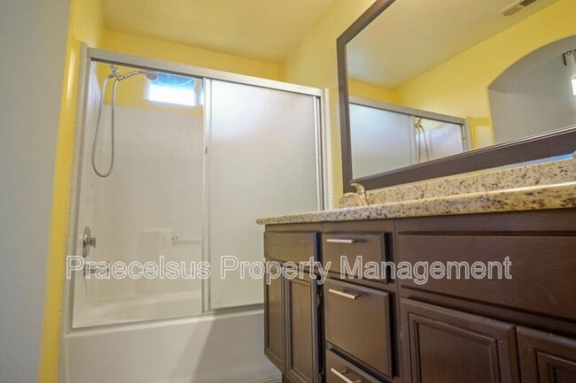 Building Photo - 2541 Garnet Peak Rd