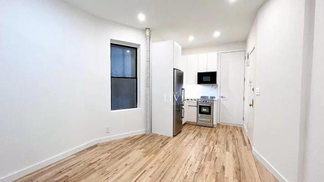 Primary Photo - 1 bedroom in New York NY 10011