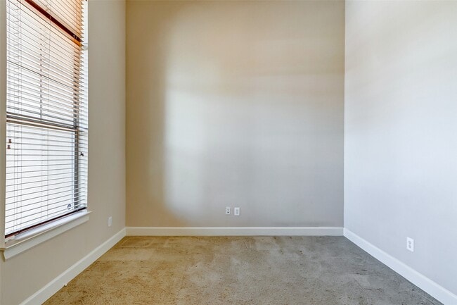 Building Photo - 17040 W Farm To Market 1097
