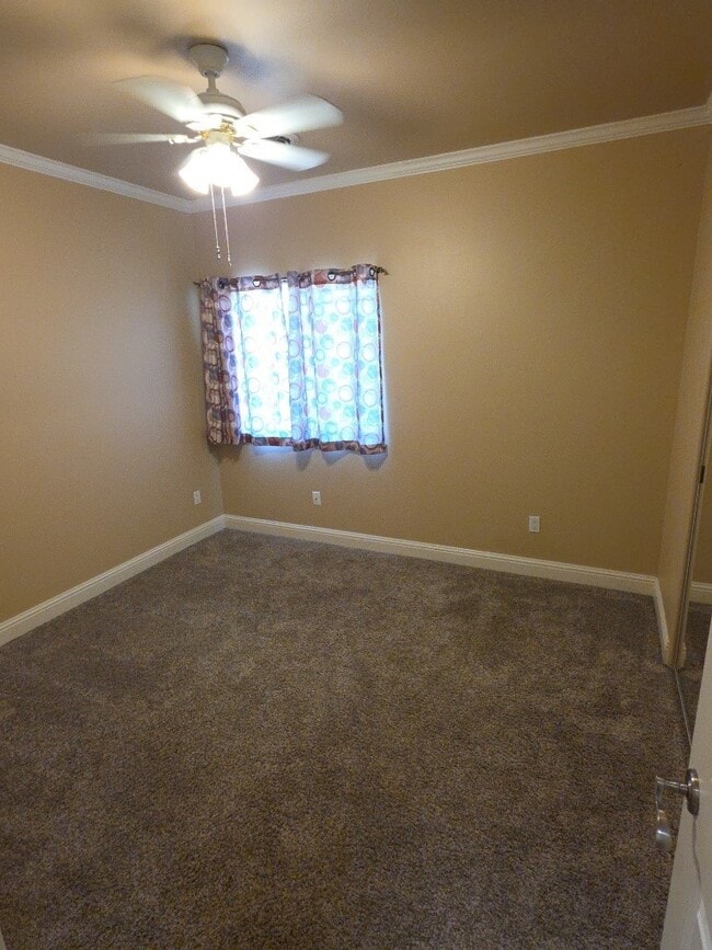Building Photo - 4814 Iroquois Trail