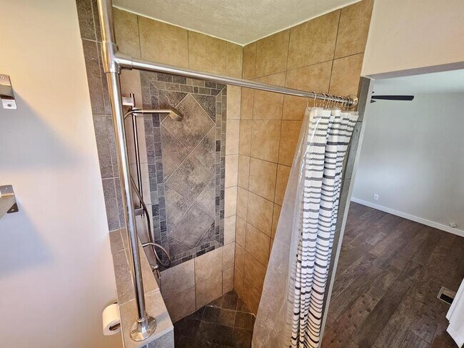 Building Photo - 2809 Banbury Rd