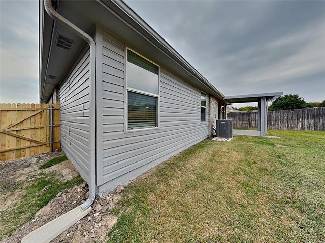 Building Photo - 1110 Wyatt Earp Dr