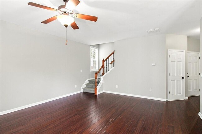 Building Photo - 3847 Lake Sanctuary Way