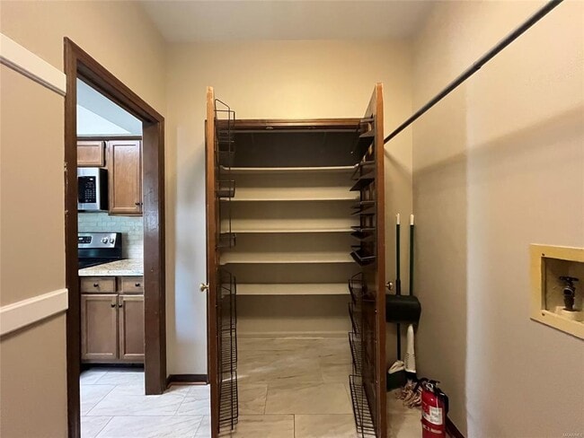 Building Photo - 3128 Hemon Rd