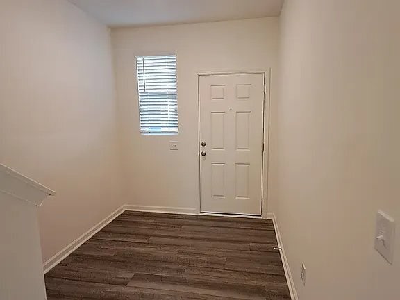 Building Photo - 2053 Trailside Dr