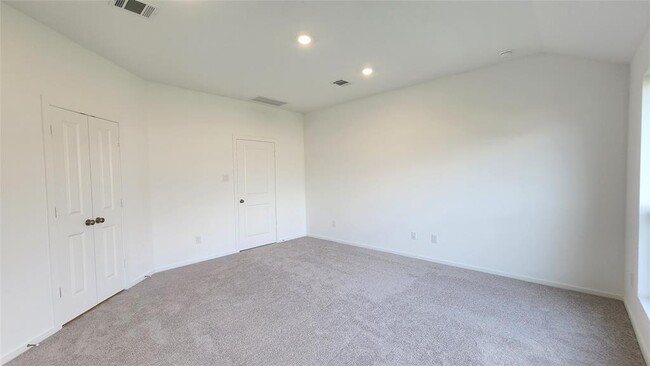 Building Photo - 6426 Seafoam Lake Dr
