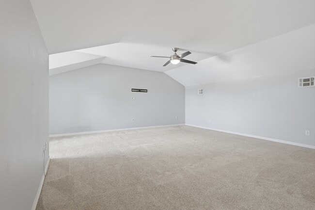Building Photo - 9419 Stonehouse Ln