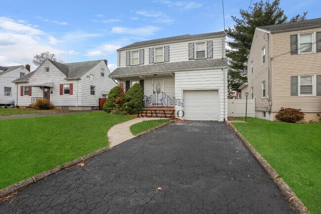 Building Photo - 58 Melrose Terrace