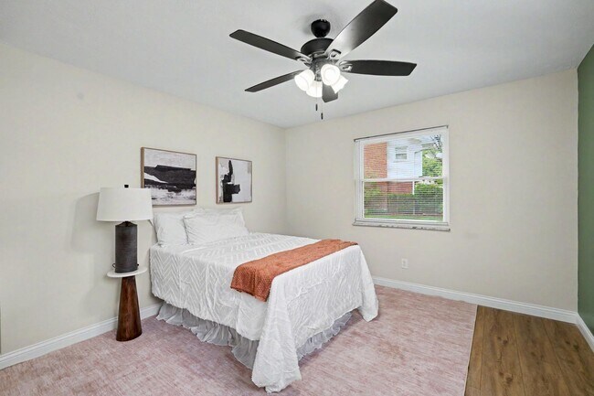 Building Photo - 2569 Richmar Dr