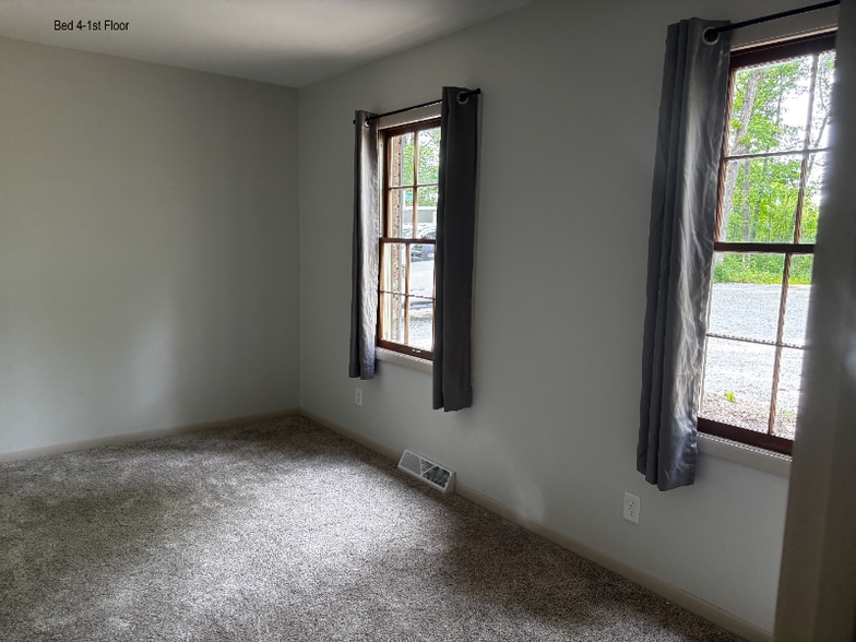 Building Photo - 27831 Homestead Rd