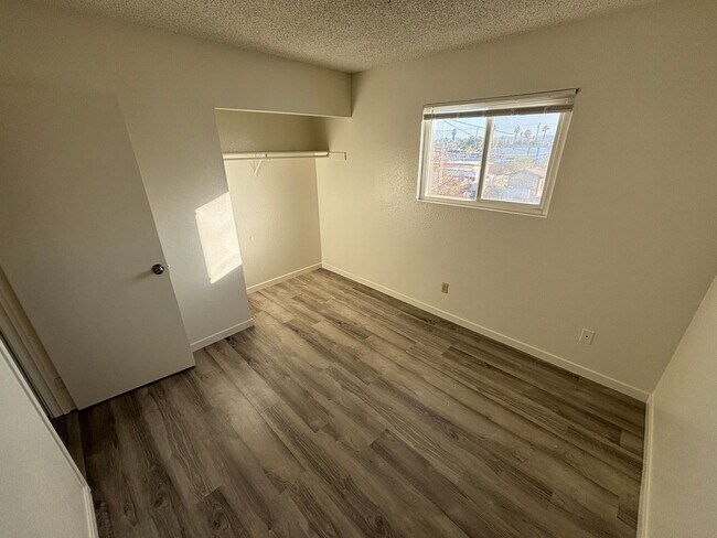 Building Photo - 2036 N Crawford St
