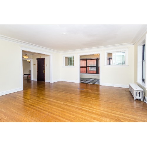 Building Photo - 5211 S Greenwood Ave