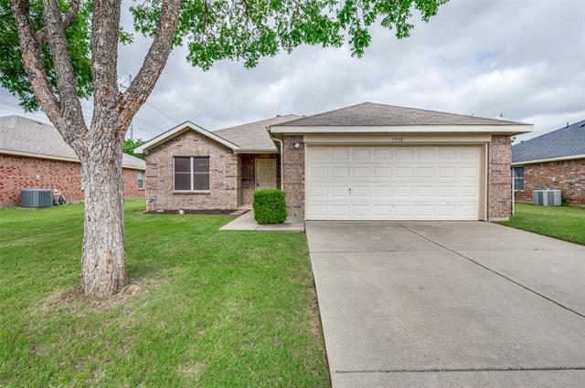 Building Photo - 3705 Hermalinda Dr