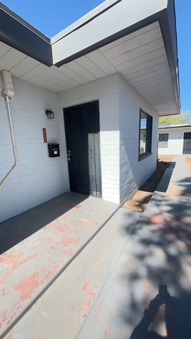 Building Photo - MOVE IN SPECIAL-500.00 OFF 1ST MONTHS RENT...