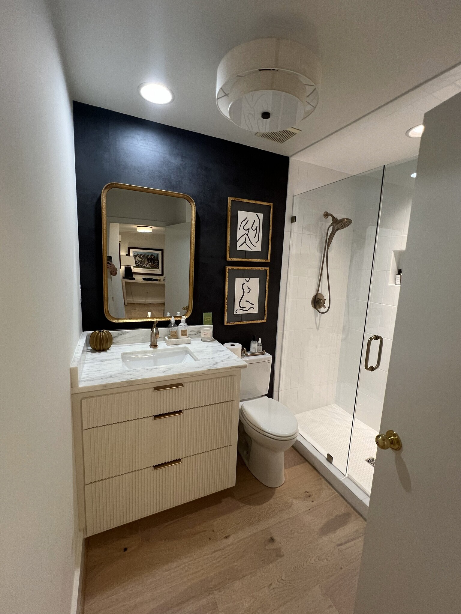 Building Photo - 7725 River Ridge Rd NE