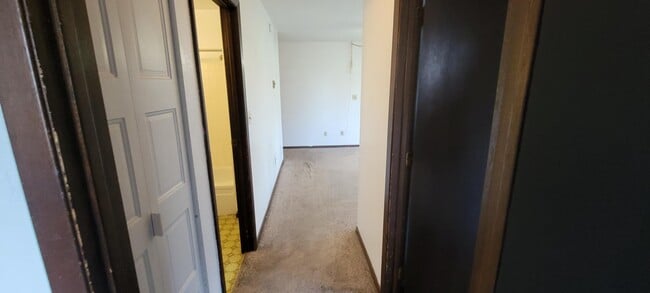 Building Photo - 506 Jefferson St