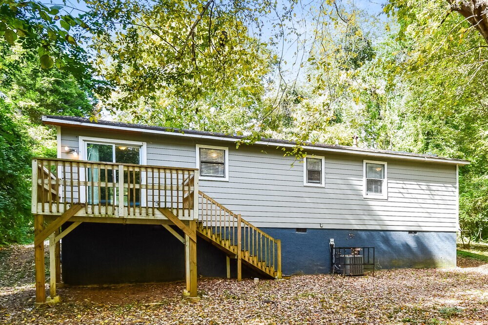 Building Photo - 5461 Austell Rd