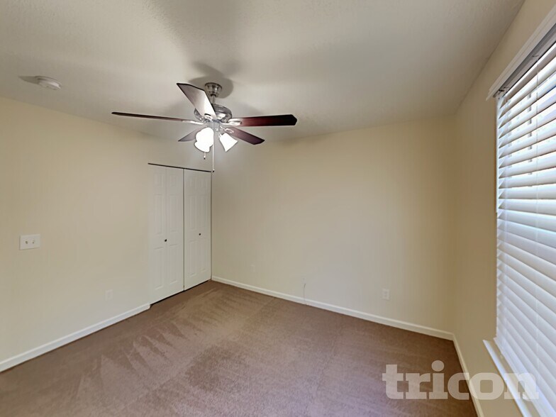 Building Photo - 119 Bradford Cir