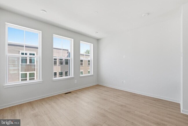Building Photo - 18002 Alicia Ave