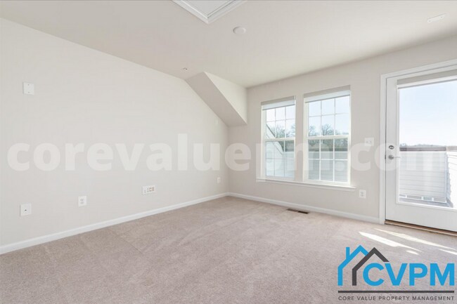 Building Photo - 2535 Debert Cir