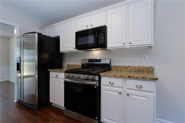 Building Photo - 306 Burdock Trce