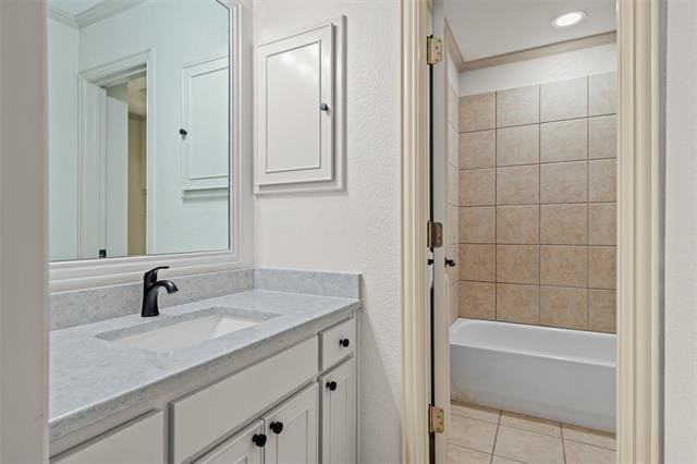 Building Photo - 1925 Manor Way Dr