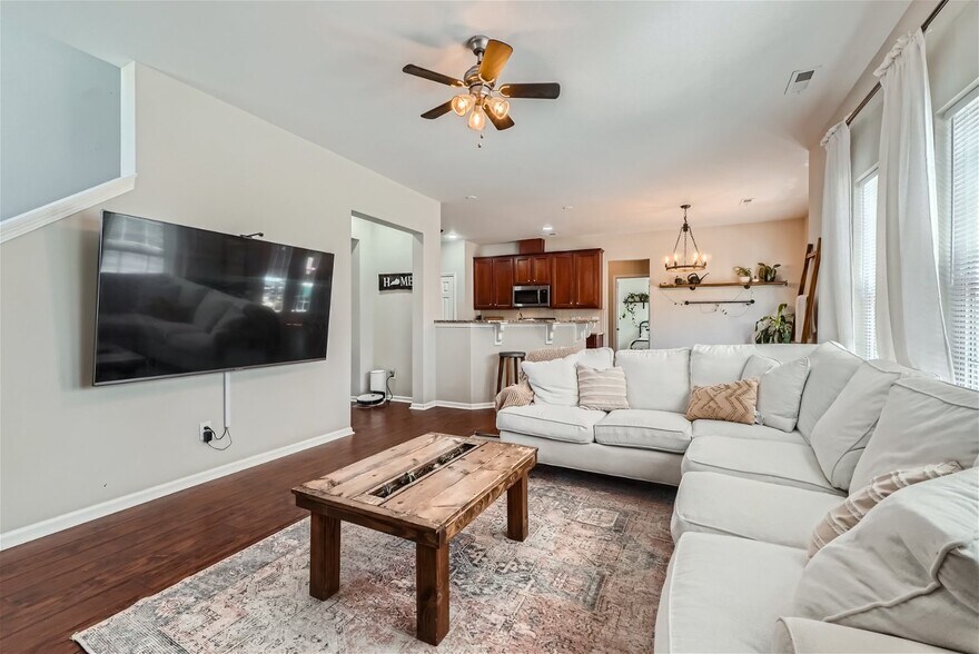 Building Photo - 13165 Wilburn Park Ln