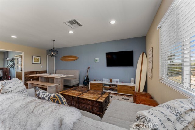 Building Photo - 60649 Latham Trail