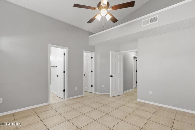Building Photo - 3269 Maple Point Dr