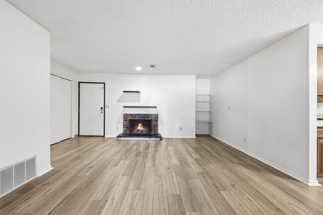Building Photo - $1,345.95, 2-bed, 2-bath condo located in Colorado Springs with in-unit laundry and $300 cleaning...
