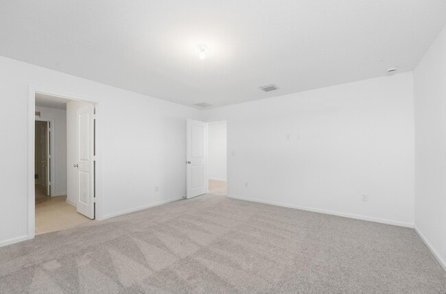 Building Photo - 10739 NW Moon Rise Ln