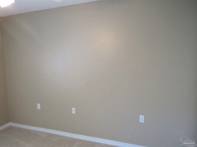 Building Photo - 1531 Newcastle Way