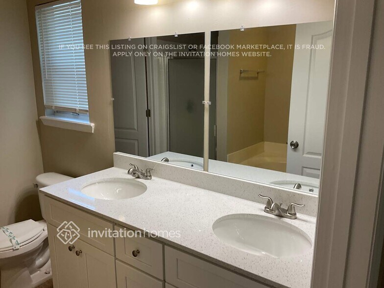 Building Photo - 8551 Crooked Tree Dr