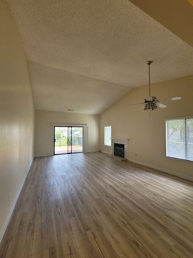Building Photo - 5762 Cutter Loop